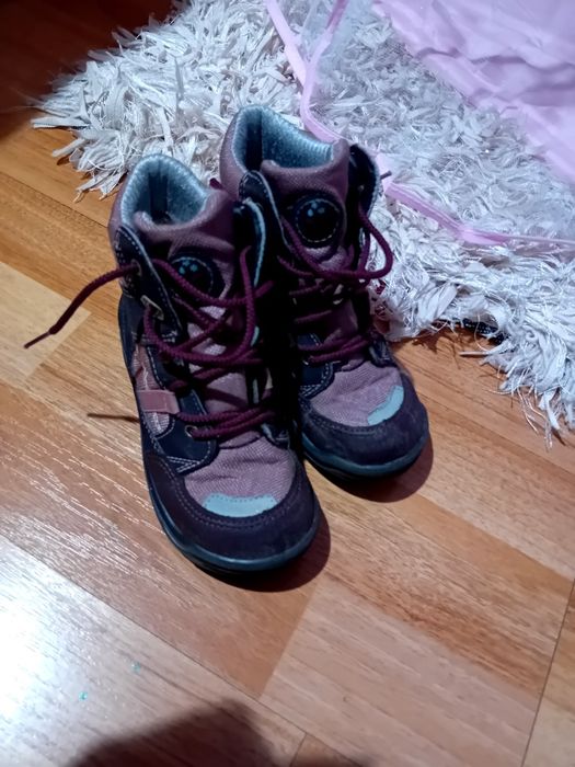 Vând ghete Pepino Ricosta marimea 26