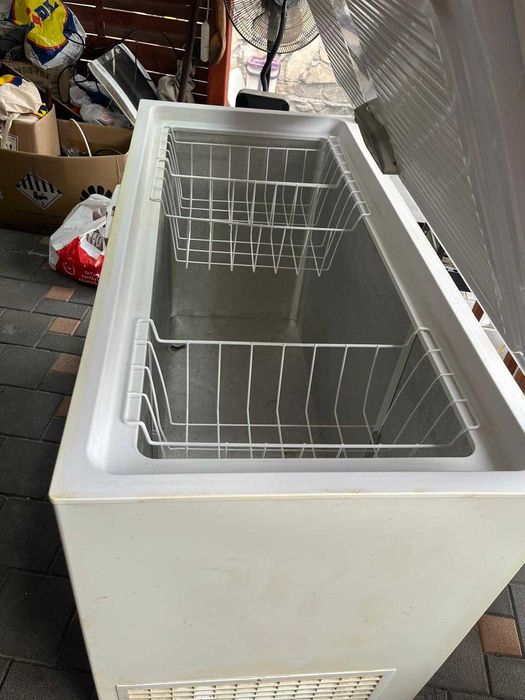 Lada frigorifica Whirlpool capacitate 395 L
