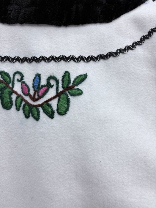 Pieptar traditional brodat manual