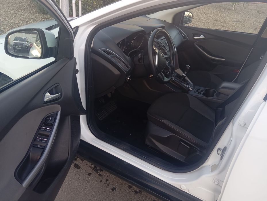 FORD Focus 2014 — imagine 4
