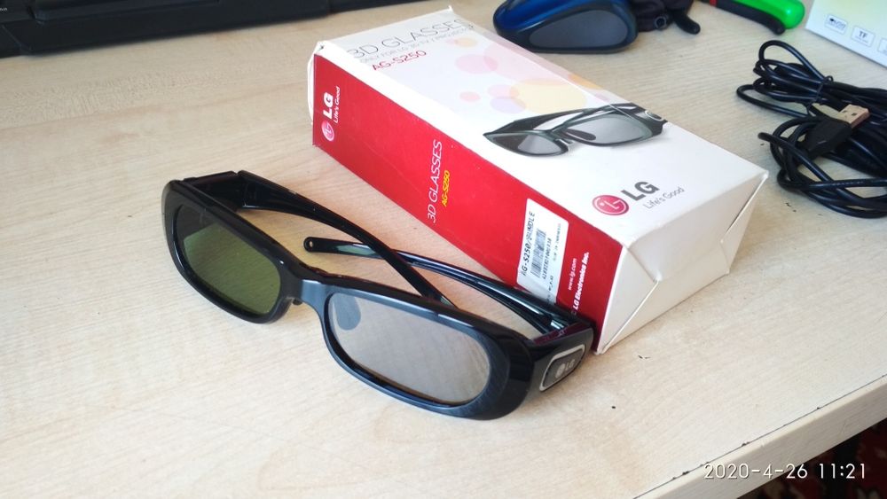 Продам 3д очки от tv lg