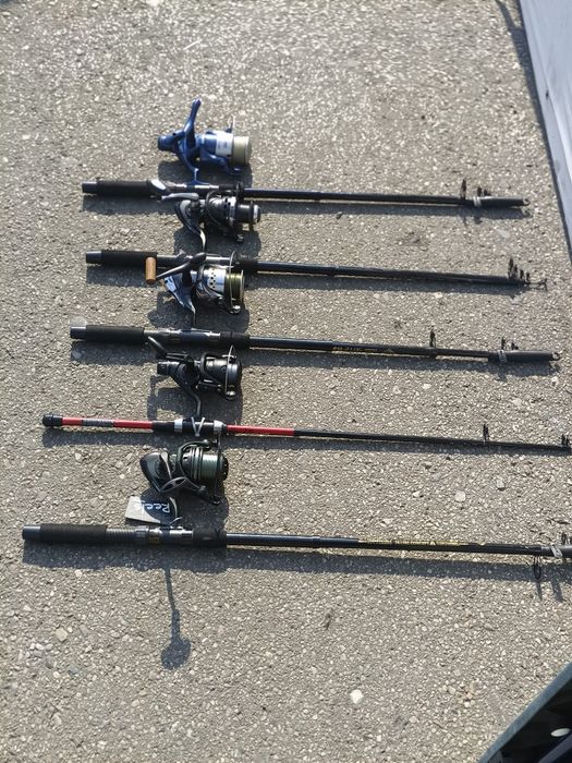 Set 5 Lansete Telescopice 2.10m cu Mulinete - Pregătite de Pescuit