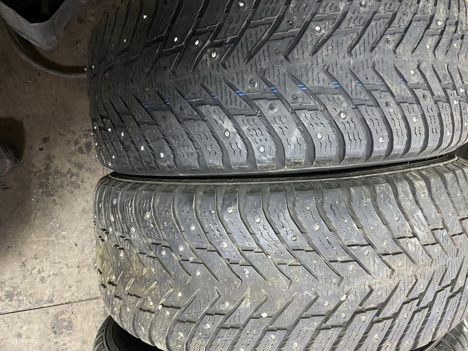 На 18. 285/60 шипы  Нокия