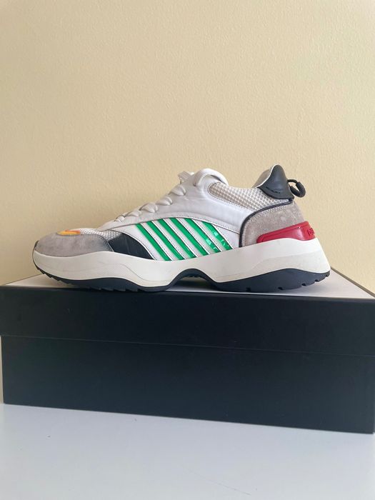 Vand adidasi Dsquared 2