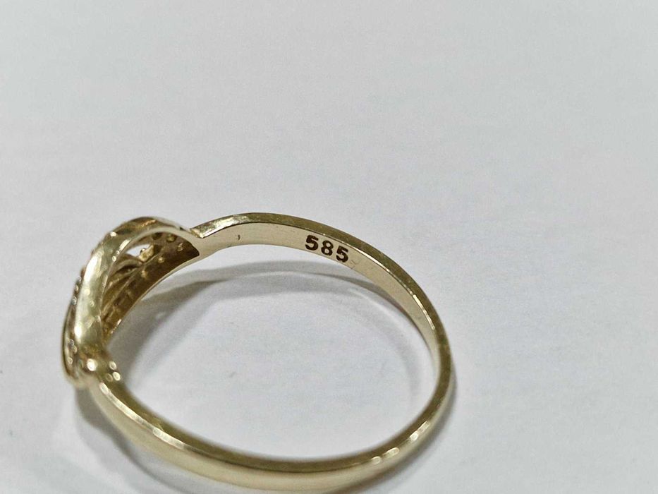 Дамски златен пръстен 14К / 1,62 гр.