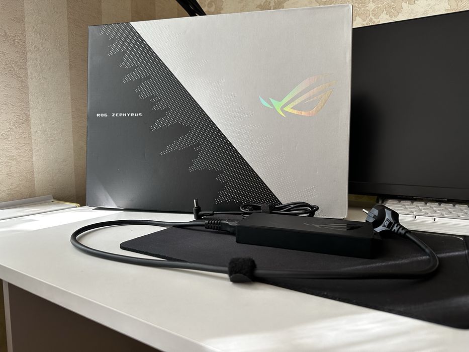 Игровой ноутбук Asus ROG Zephyrus M16 (2021)