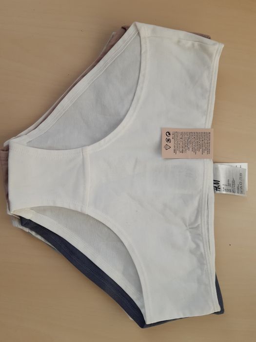 Комплект 7 броя нови памучни бикини h&m, размер S