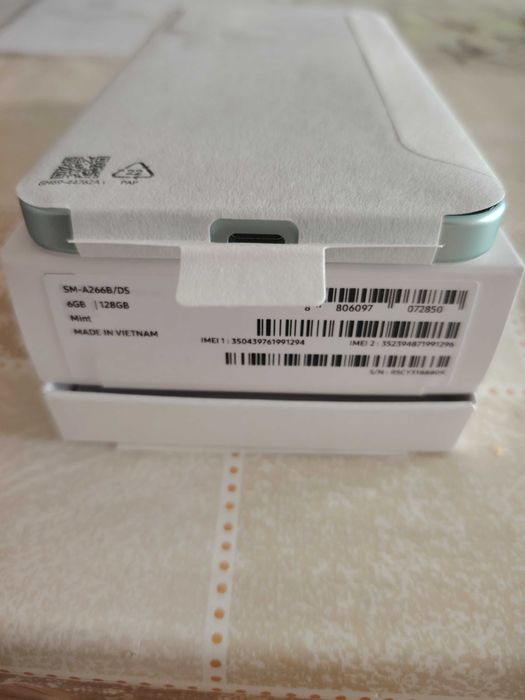 Нов Samsung Galaxy A26 с протектор