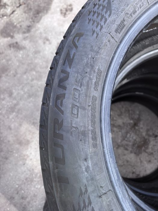 225/55/19 Bridgeston 4бр 2022