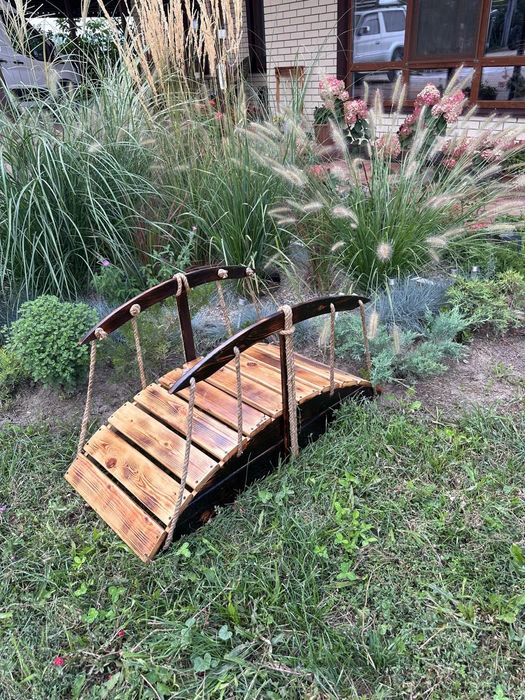 Мостик садовый декоративный