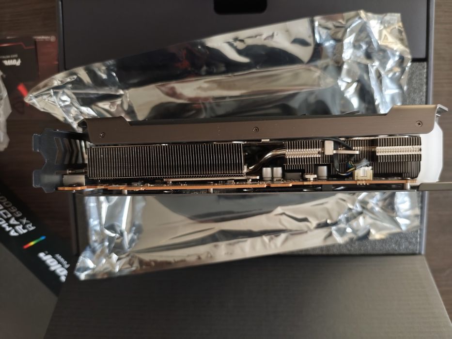 Продавам RX6600XT