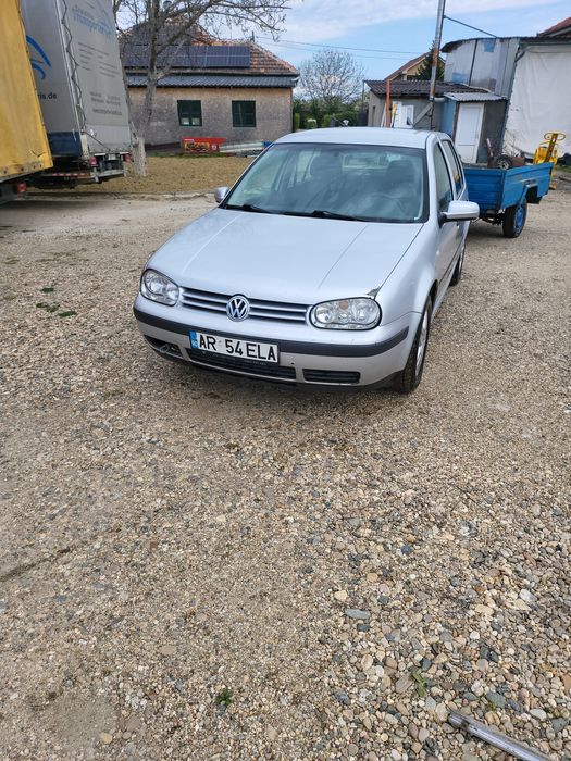 Golf 4 1.6 benzina