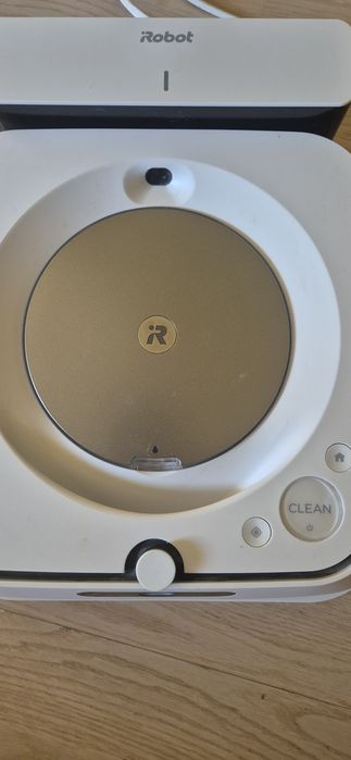 Irobot подочистачка