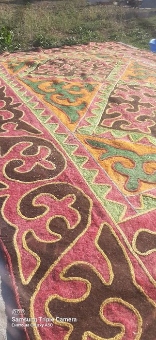 Национальный ковёр