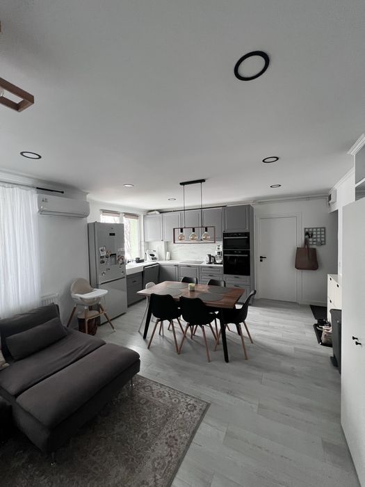 Apartament 3 camere-etaj 1-renovat complet