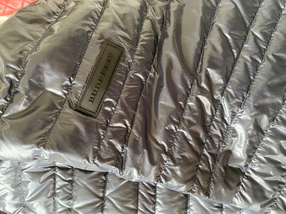 Geaca Burberry autentica