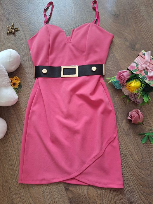 Елегантна рокля по тялото