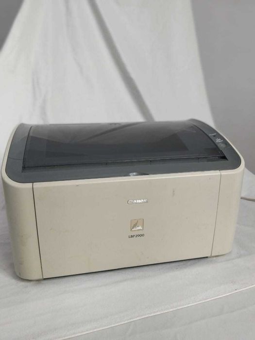 Компьютер, манитор, цветной принтер, простой принтер, клавиш мышка,