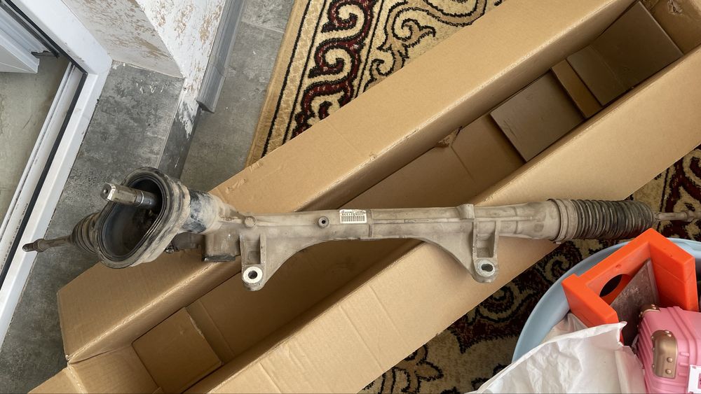 Рулевая рейка Ниссан Тиида. Nissan Tiida.