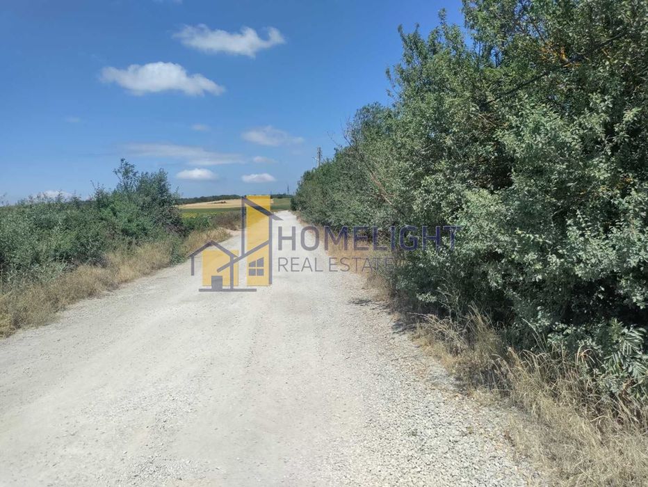 Парцел в с. Алдомировци