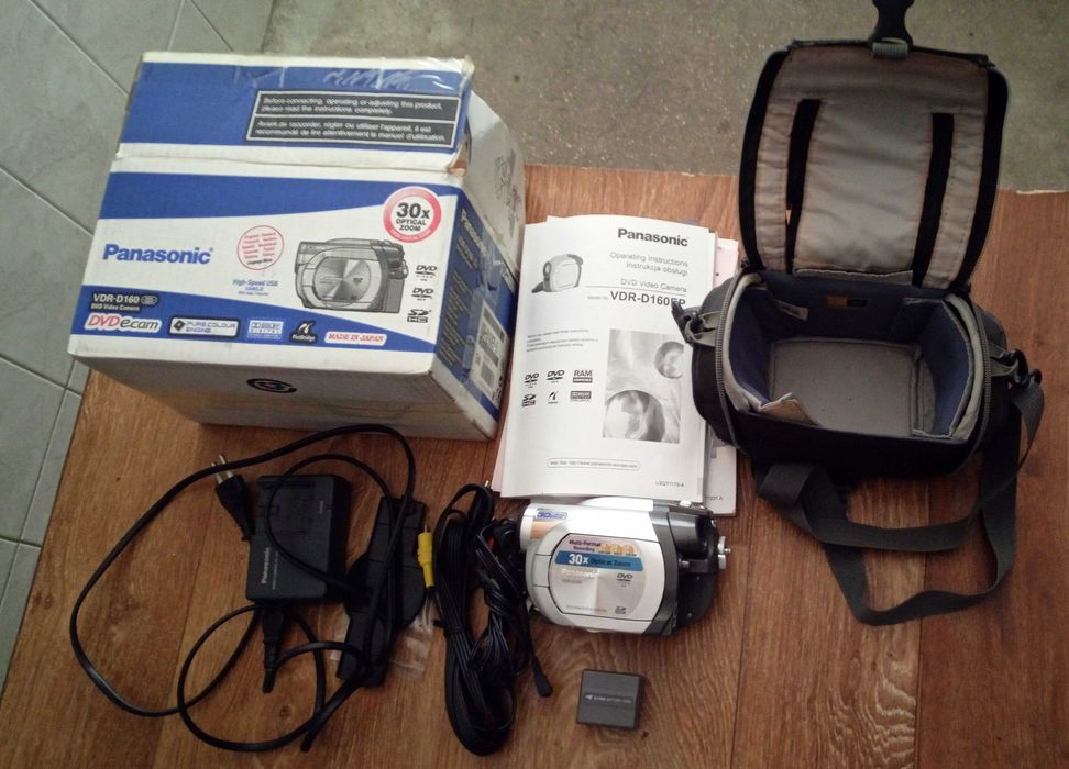 Камера Panasonic VDR-D160