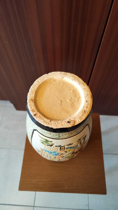 Японска ваза - чисто нова