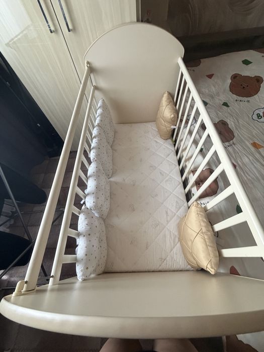 Кроватка детская