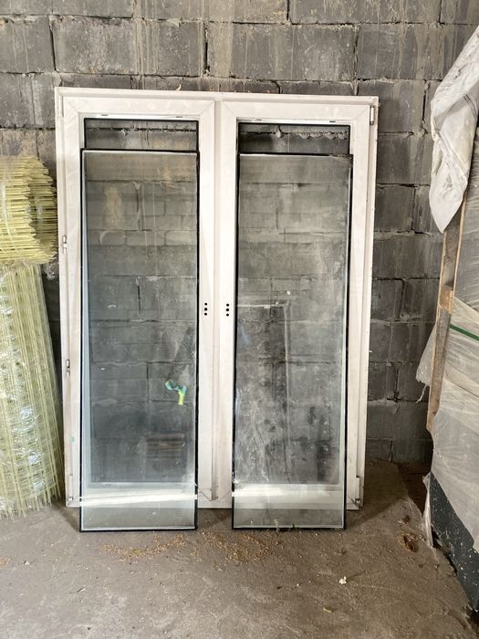 Продам пластиковое окно