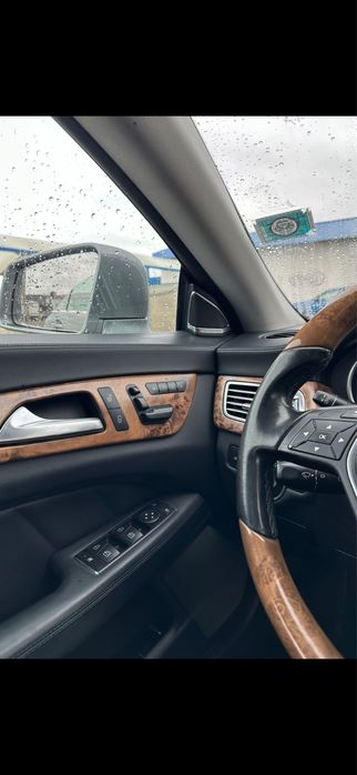 MERCEDES-BENZ CLS 2011 — imagine 4