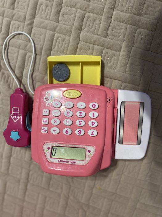 Продем кассу и игрушку каталку