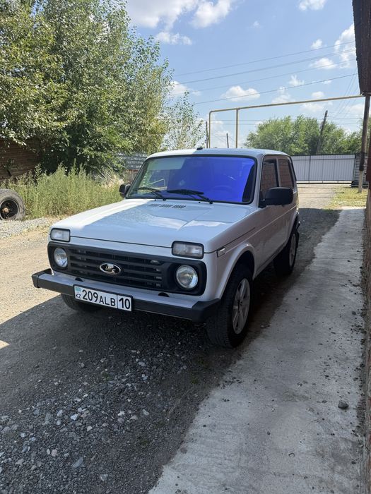 Продам ниву свежая