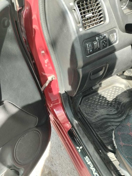 Mitsubishi Space Star 2004