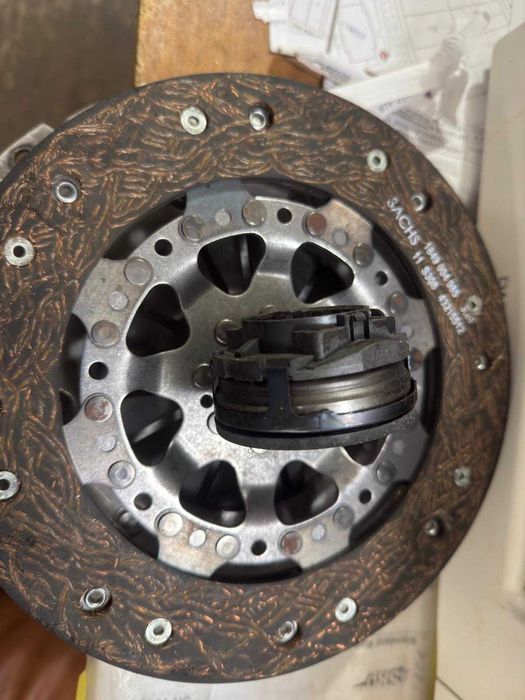 KIT AMBREIAJ gama vag 1.8T (nou nemontat) + volanta masa dubla (passat B5.5)