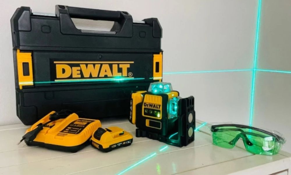 Акумулаторен Самонивелиращ Лазерен нивелир Девалт 8V,12V