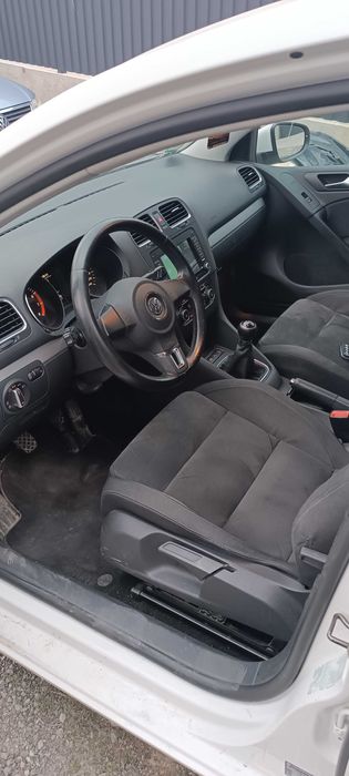 VOLKSWAGEN Golf 2010 — imagine 4