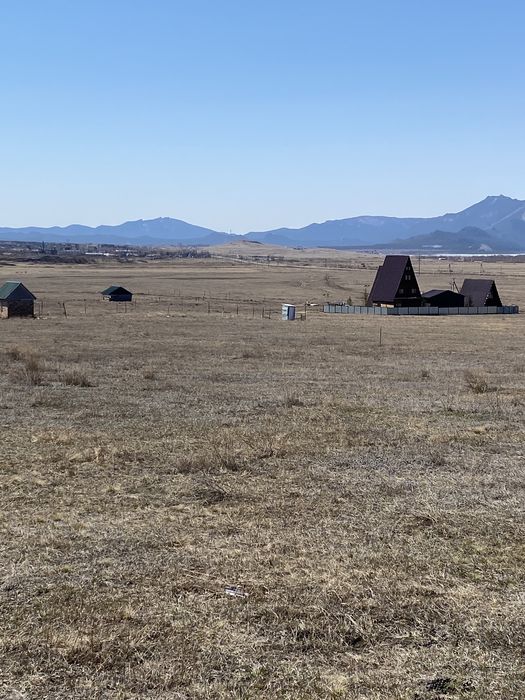 Продам 12 соток у леса в п.Зелёный Бор