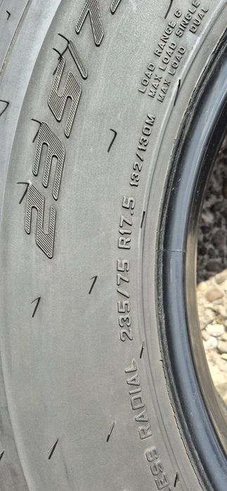 2 anvelope camion directie Pirelli 235/75/17,5;dot 2022.Pretul este pe bucata.
