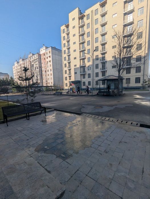 Yangi xayot suputnikda 2 xonaliy uy sotiladi