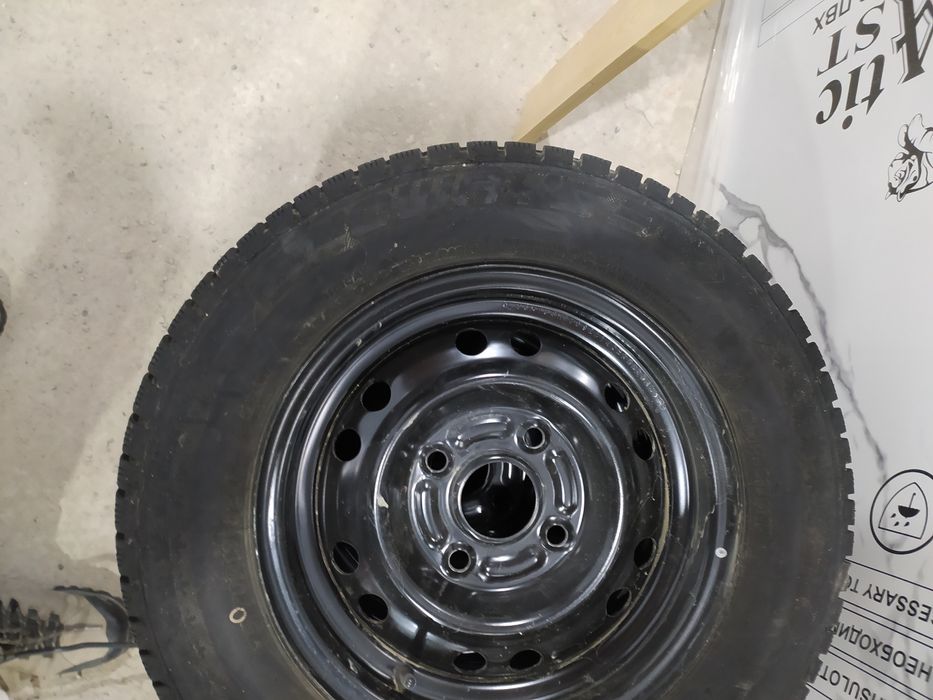 Комплект зимних колёс на Дамас