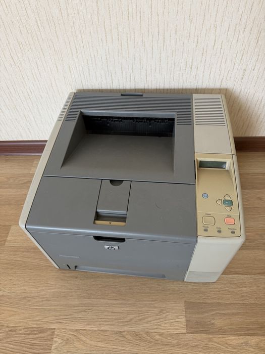 Принтер Hp б/у, рабочий , краска все есть