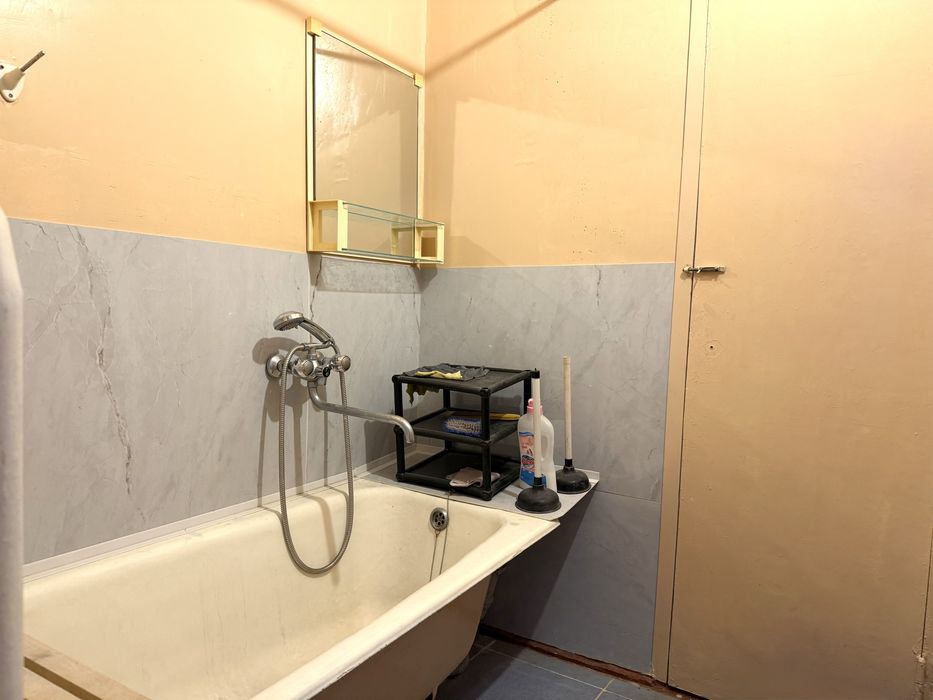 Двухкомнатная 2/3/4 Лисунова 1а, Зеркалка, Кадышева, Школа №151