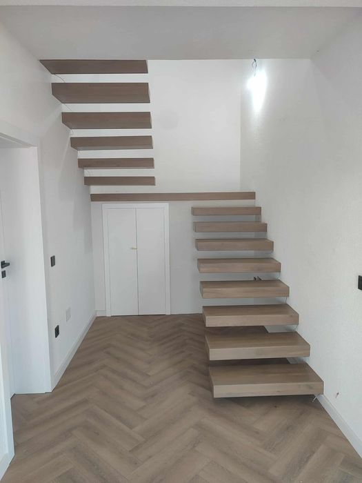 Scări Metalice Suspendate & Flotante – Confecții Metalice / Sudor