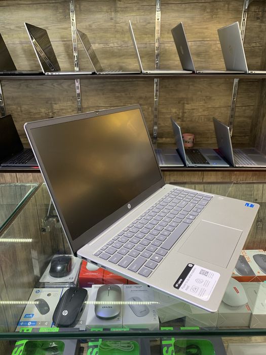 Hp Laptop 15 core i3