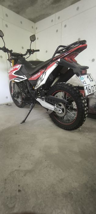 Мотоцикл эндуро almotor