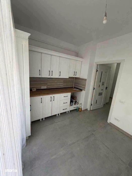 De vanzare apartament cu 2 camere, decomandat, 3 balcoane, renovat