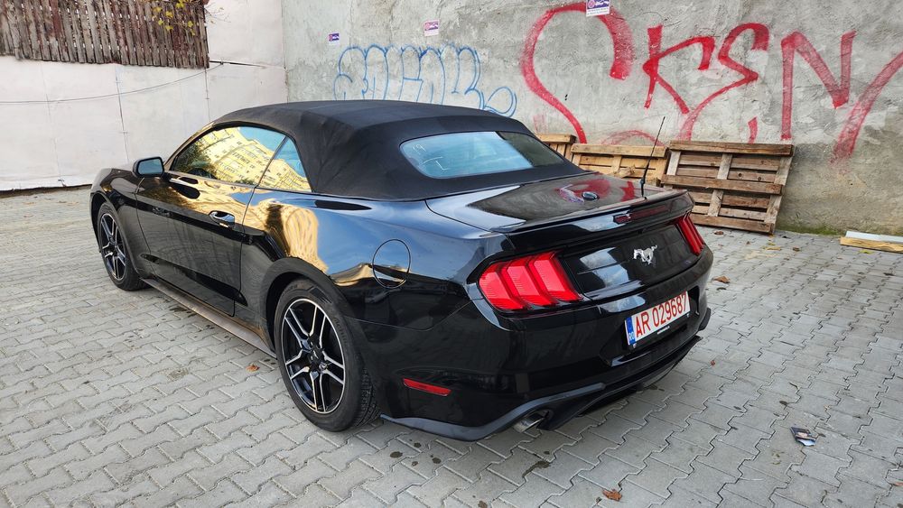 2022. .Ford Mustang Cabrio Ecoboost.2,3 /2022