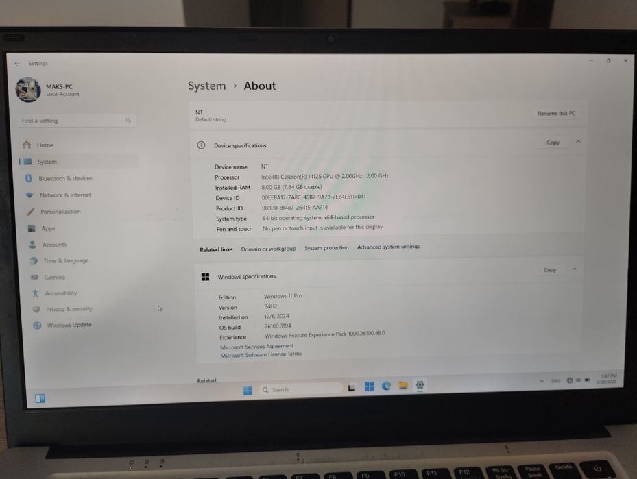 Продам Ноутбук SSD 120/8GB
