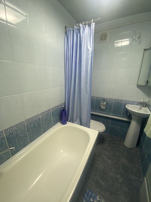 Продаётся 3-х комнатная квартира с отличным ремонтом, Чирчик