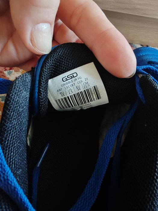 Продам почти новые бутсы