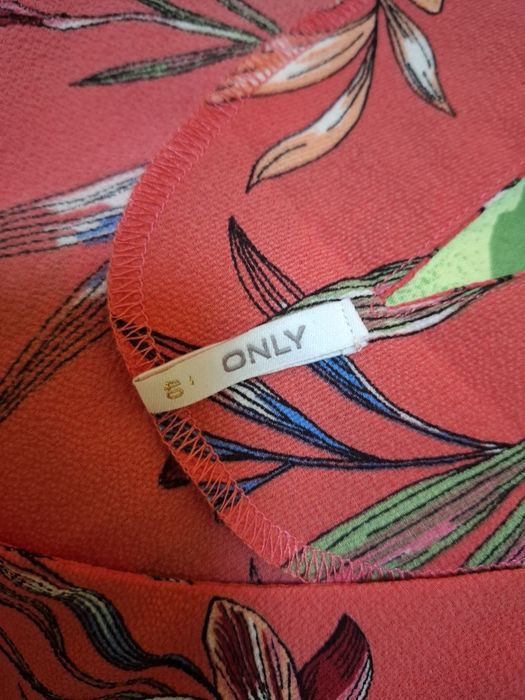 Нова рокля цвят корал